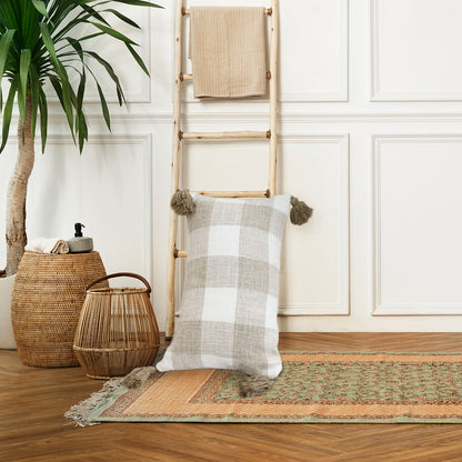 farmhouse lumber cushion