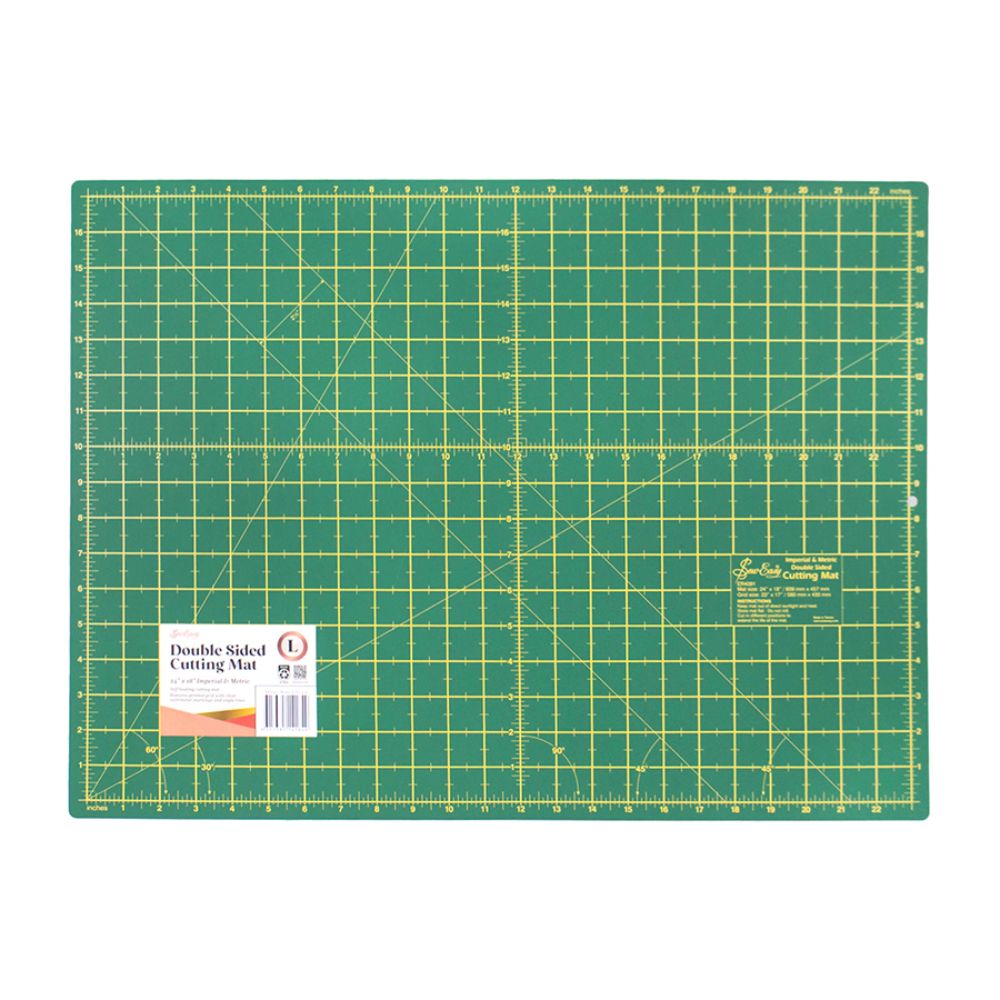 Large double sided 
cutting mat for sewing and craft